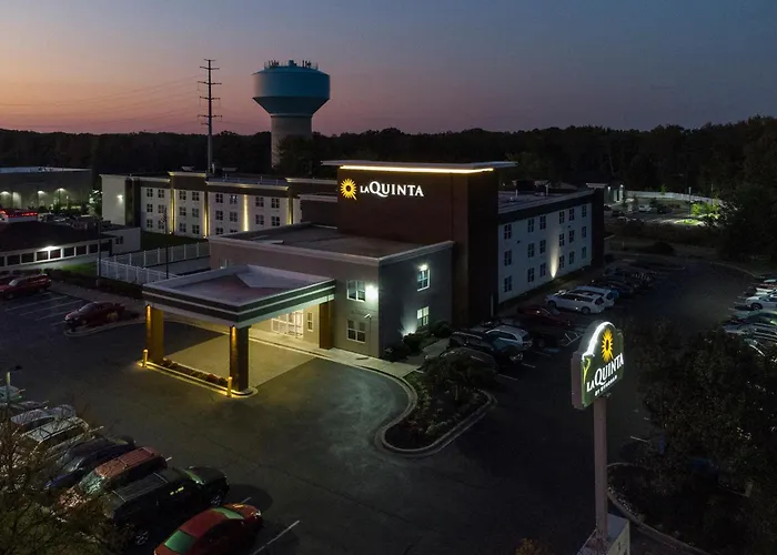 La Quinta By Wyndham Lexington Park - Patuxent Hotel California