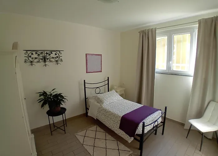 B&B Ai Tre Archi Spotorno