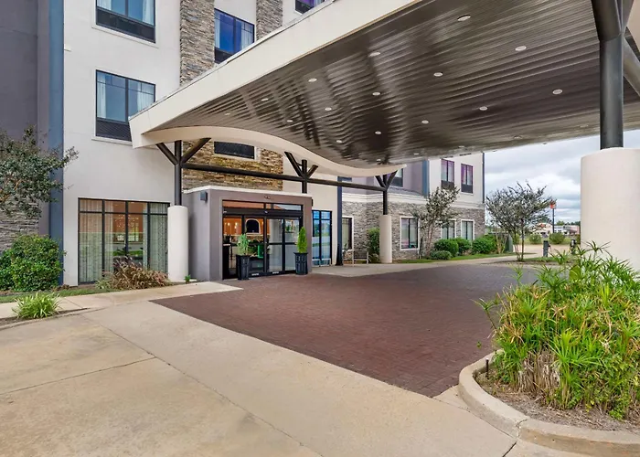 Best Western Plus Ruston Hotel