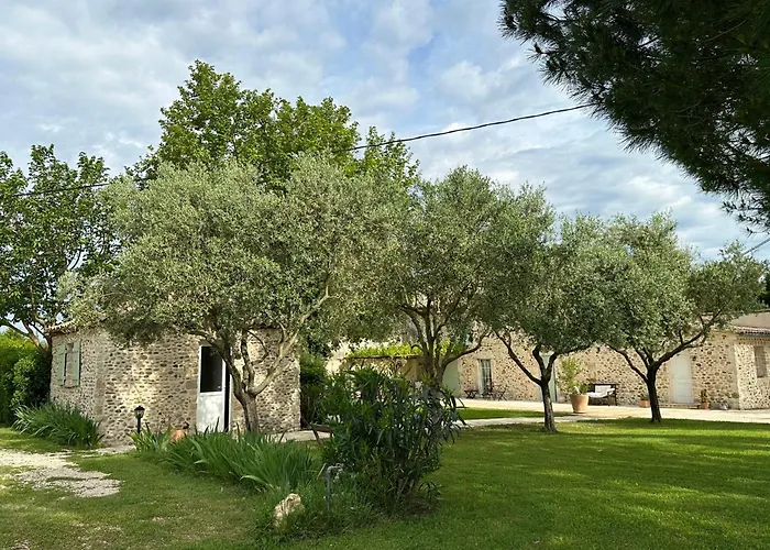 Hôtels à Châteauneuf-du-Rhône
