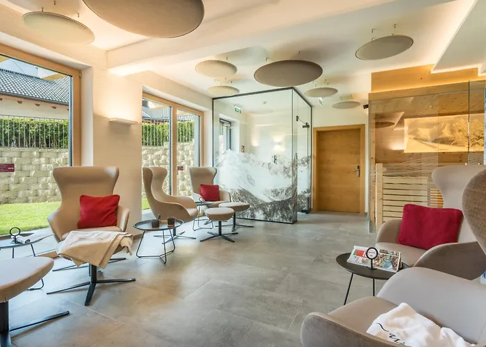 Apart-Hotel Alpinsonnenresidenz Fiss