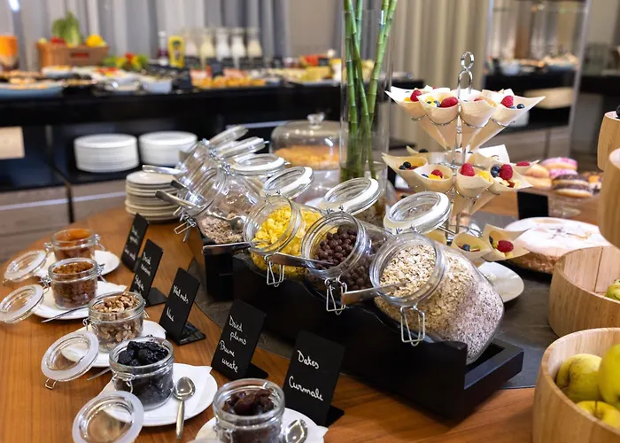 Hotel Tresor Le Palais Timisoara, Curio Collection By Hilton
