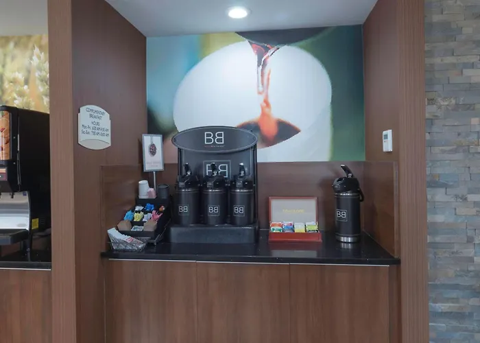 Streetsboro Hotels