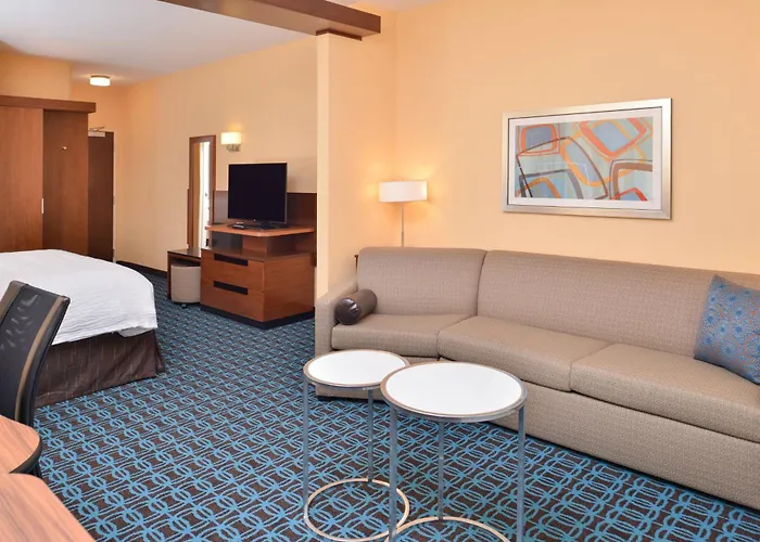 Fairfield Inn & Suites By Marriott Warrensburg