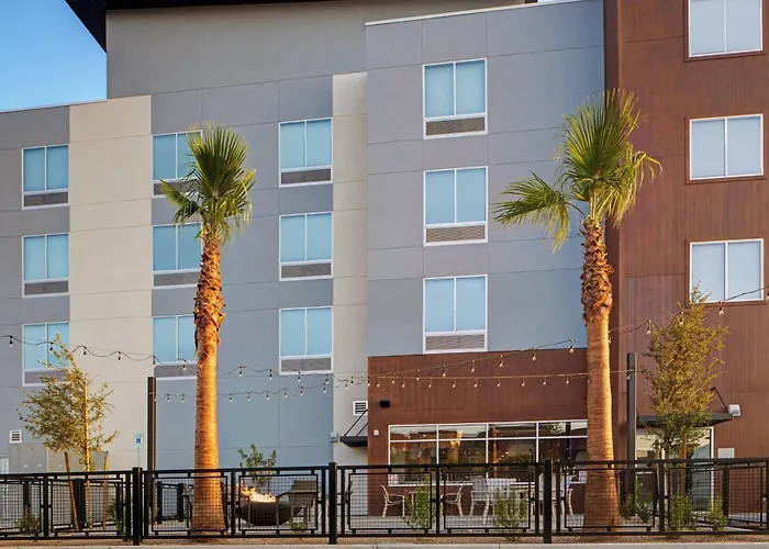 Towneplace Suites By Marriott Phoenix Glendale Sports & Entertainment District