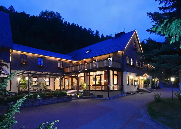 Flair-Waldhotel Mellestollen Saalfeld Saale