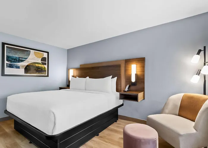 Best Western Plus Fenton