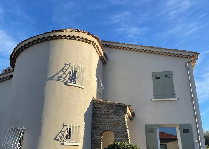 Hôtels à Sanary-sur-Mer