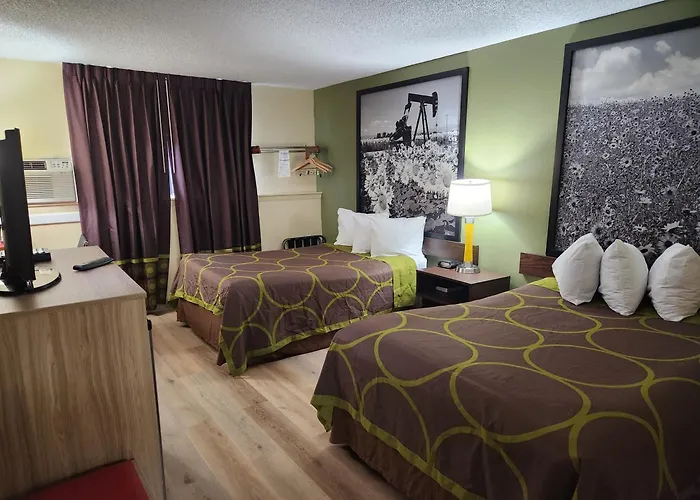 Super 8 By Wyndham Craig Hotel