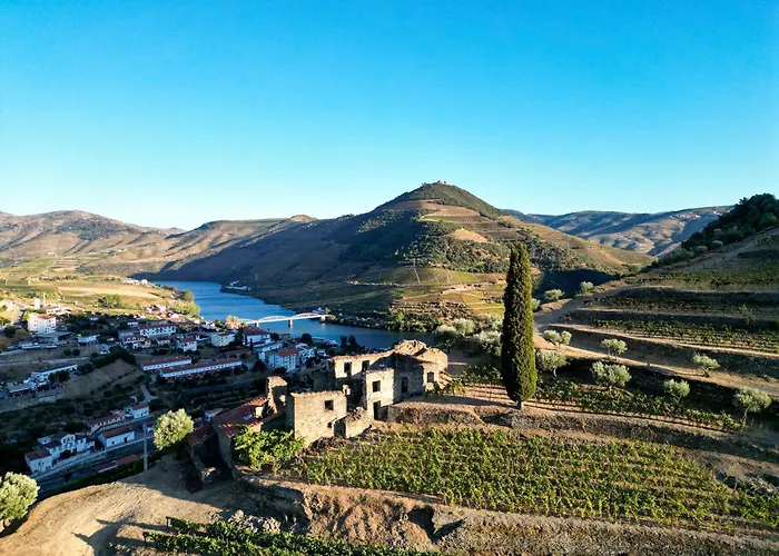 Dois Lagares House & Winery Acomodação com café da manhã Pinhão