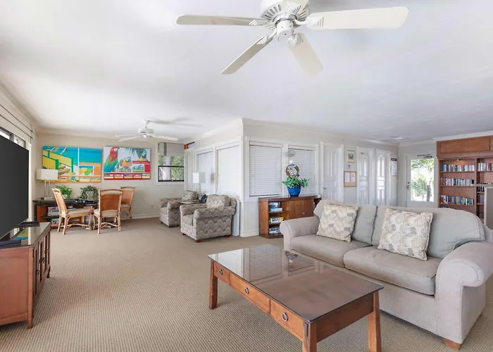 Hilton Vacation Club Charter Club Naples Bay