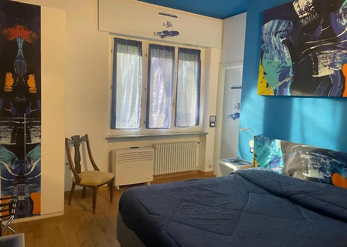 Rooms Of Love Pavia