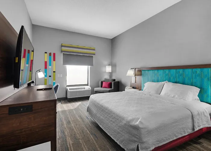 Hampton Inn & Suites Pensacola I-10 N At University Town Plaza Ferry Pass