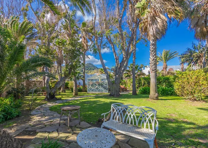 Hurricane Beach Hotel Tarifa