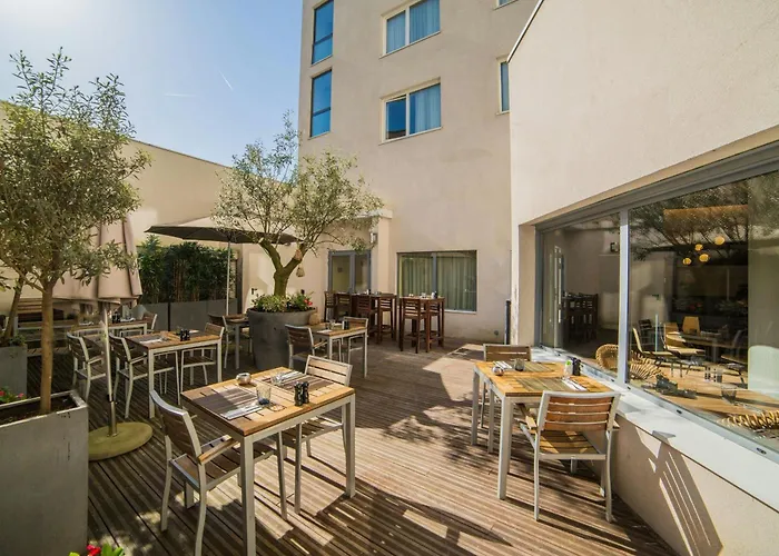 Hotel Courtyard By Marriott Paris Arcueil
