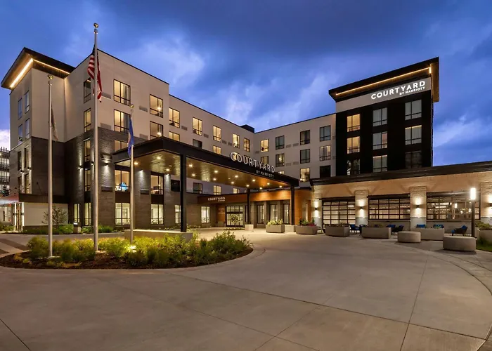 Courtyard By Marriott St Paul Downtown Hotel Saint Paul