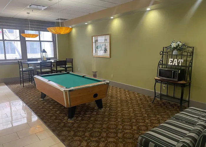 Holiday Inn Express Cleveland Downtown By Ihg