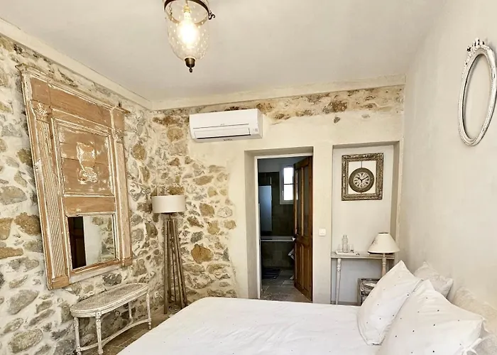 Bed and Breakfast Bastide de Fontvieille à Saint-Cyr-sur-Mer