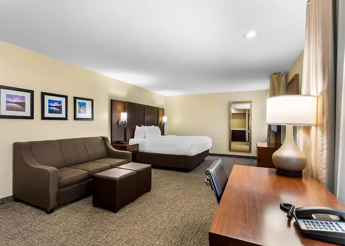 Comfort Inn & Suites Greeley