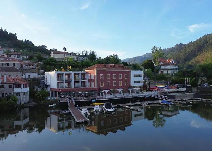 Douro Hotel Porto Antigo Cinfães