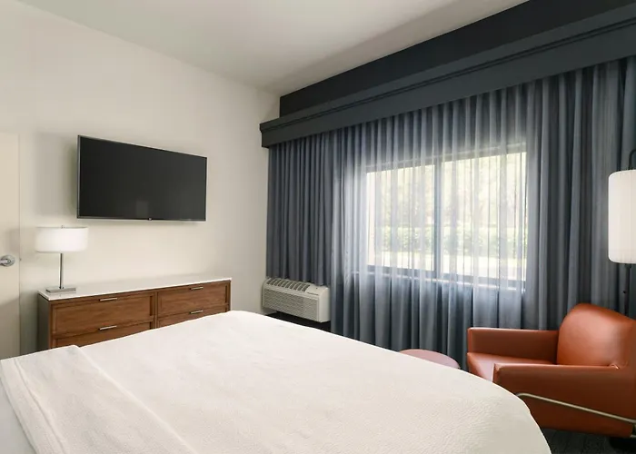 Courtyard By Marriott Gainesville Fl