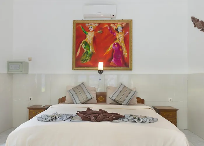 Warna Beach Hotel Gili Trawangan