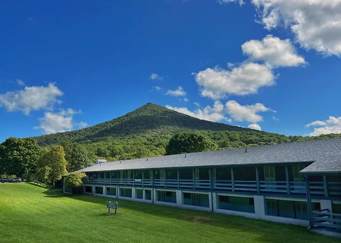 Peaks Of Otter Lodge