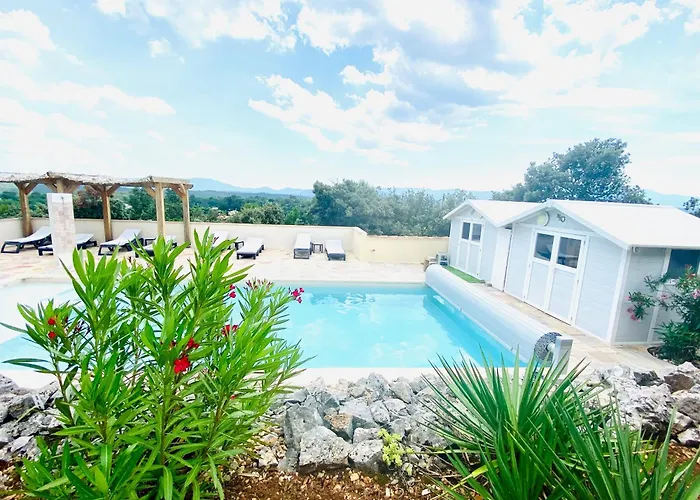 Villa Asunda B&B Spa&Sauna, Chambres d'Hôtes Saint-Maximin