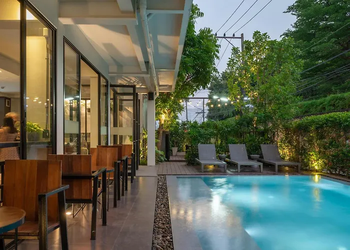 Por Thapae Gate Hotel Chiang Mai
