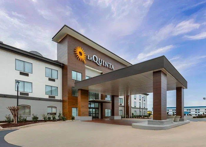 La Quinta Inn & Suites By Wyndham Meridian