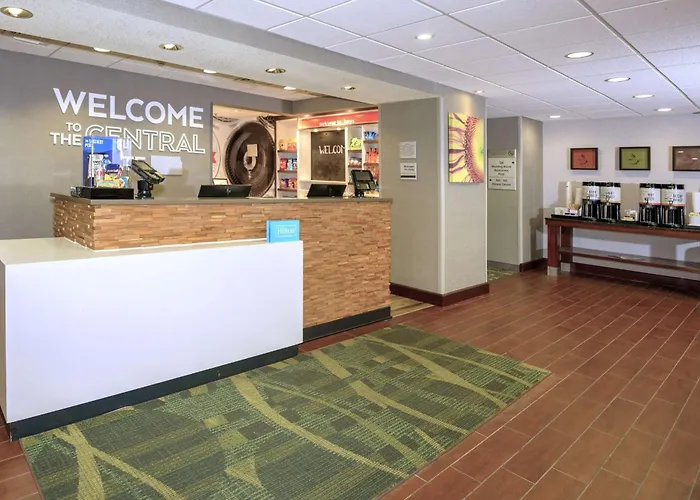 Hampton Inn Hays-North Of I-70