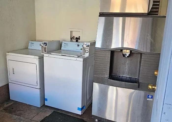 Travel Inn & Suite Springerville