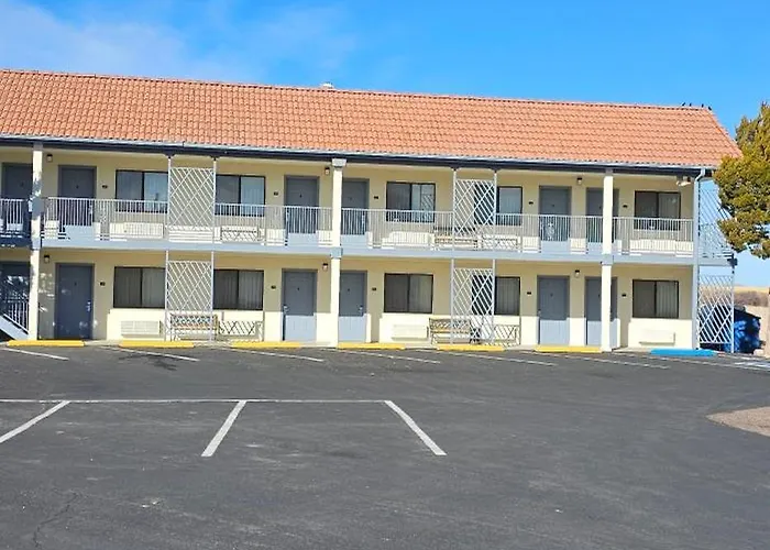 Travel Inn & Suite