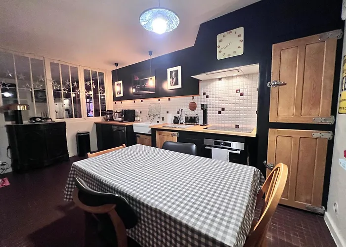 Bed and Breakfast Au Petit Bonheur à Talence