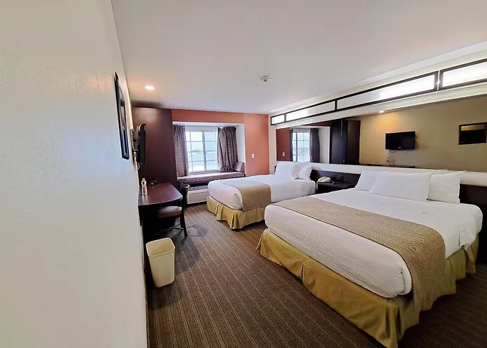 Microtel Inn And Suites By Wyndham Toluca