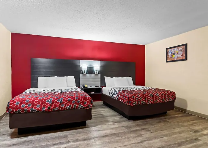 Econo Lodge Inn & Suites Santa Rosa