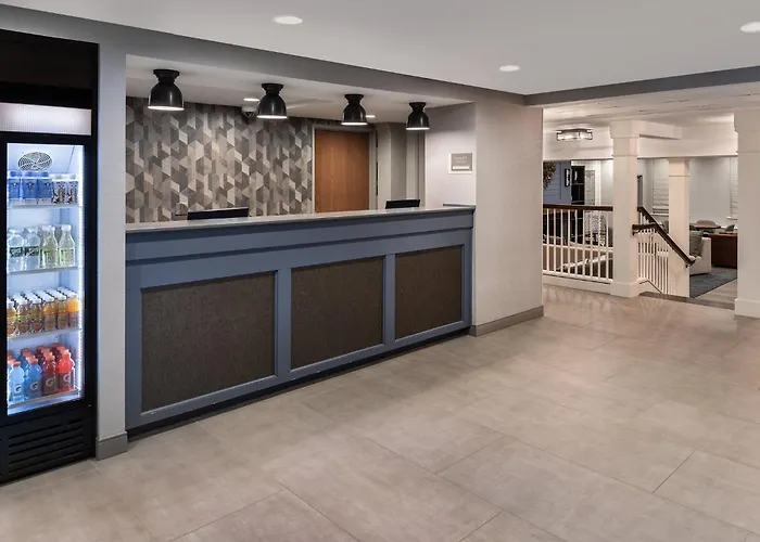 Holiday Inn Express St. Albans By Ihg