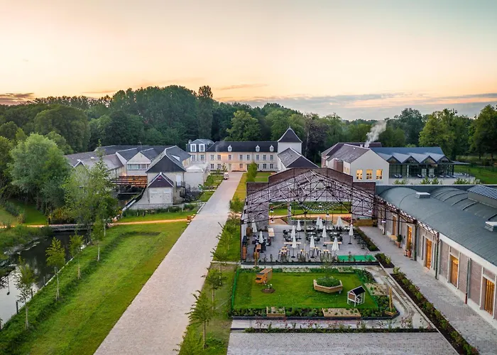 Le Grand Pavillon Chantilly Avilly-Saint-Leonard