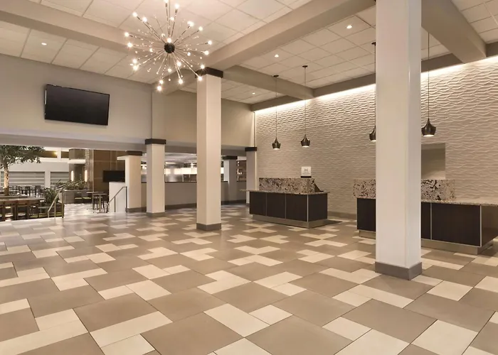 Embassy Suites By Hilton Minneapolis Bloomington Edina