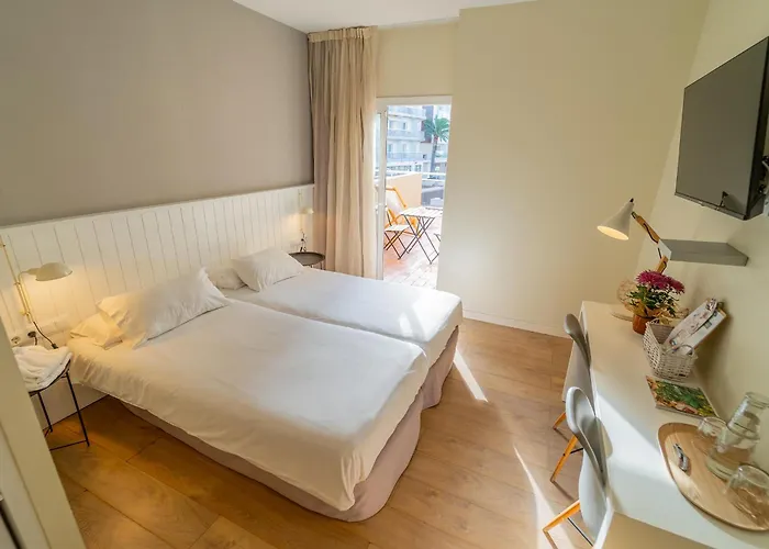 Hotel & Apartaments Thalassa Sport & Wellness Roses
