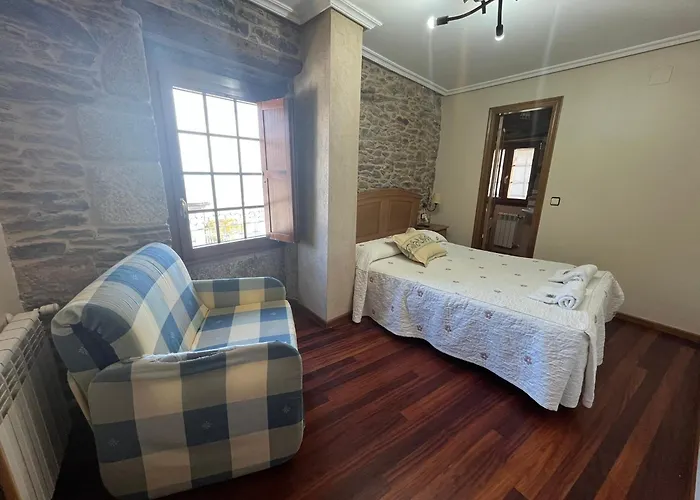 Pension Rustica-Caldelas Sacra Castro Caldelas