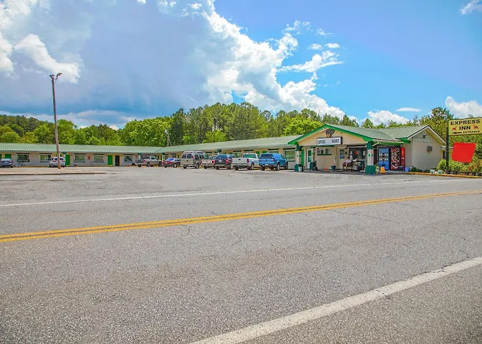 Oyo Hotel Calhoun, Ga I-75