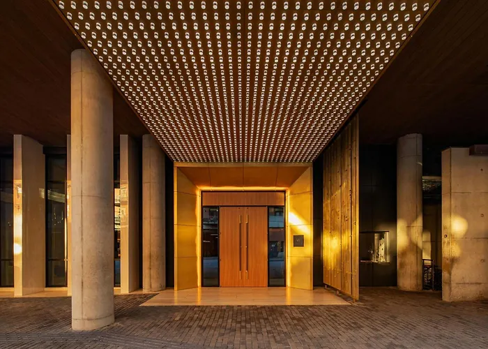 W Austin Hotel