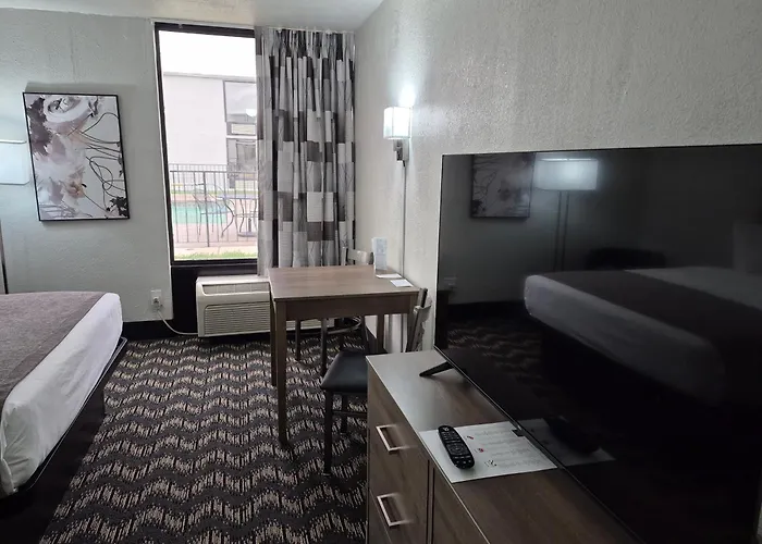 Abilene Hotels
