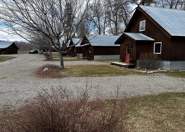 Methow River Lodge Cabins