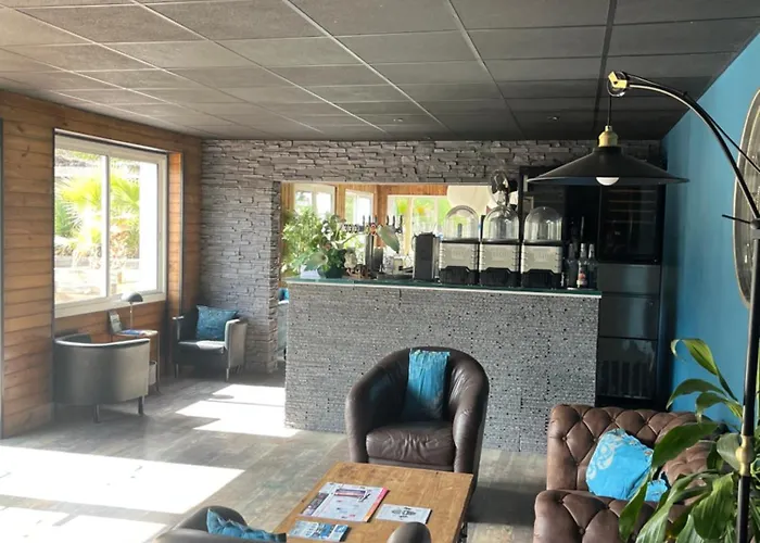 The Originals Boutique, Hôtel Lakeside, Biscarrosse , Lac Parentis-en-Born