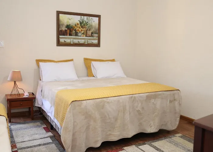 HOTEL ESTÂNCIA - ESTACIONAMENTO GRATUITO ROTATIVO - Vagas Limitadas Poços de Caldas