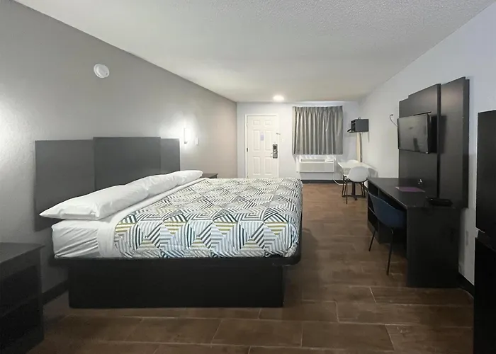 Studio 6 Suites Hurricane, Wv