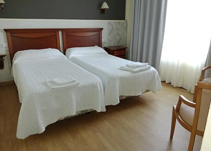 Hotel La Farola del Mar Póo