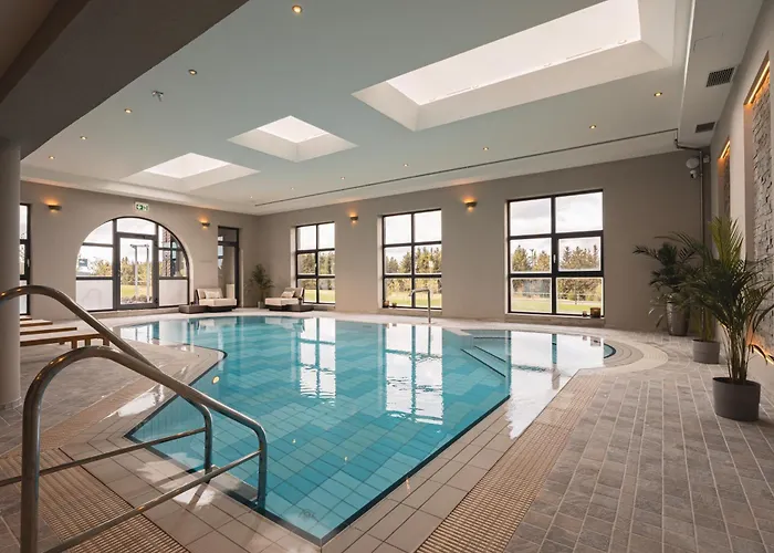 Naturhotel Sachsenbaude Oberwiesenthal - Indoor-Pool&Outdoor-Whirlpool